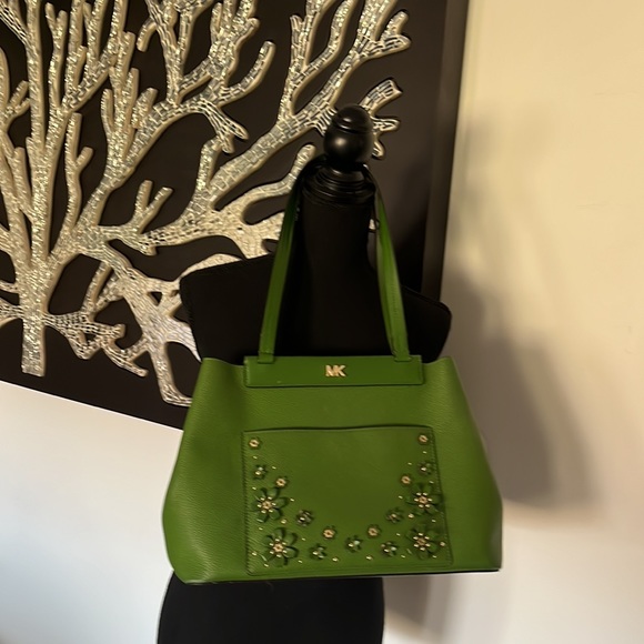 Michael Kors bag - Picture 2 of 8